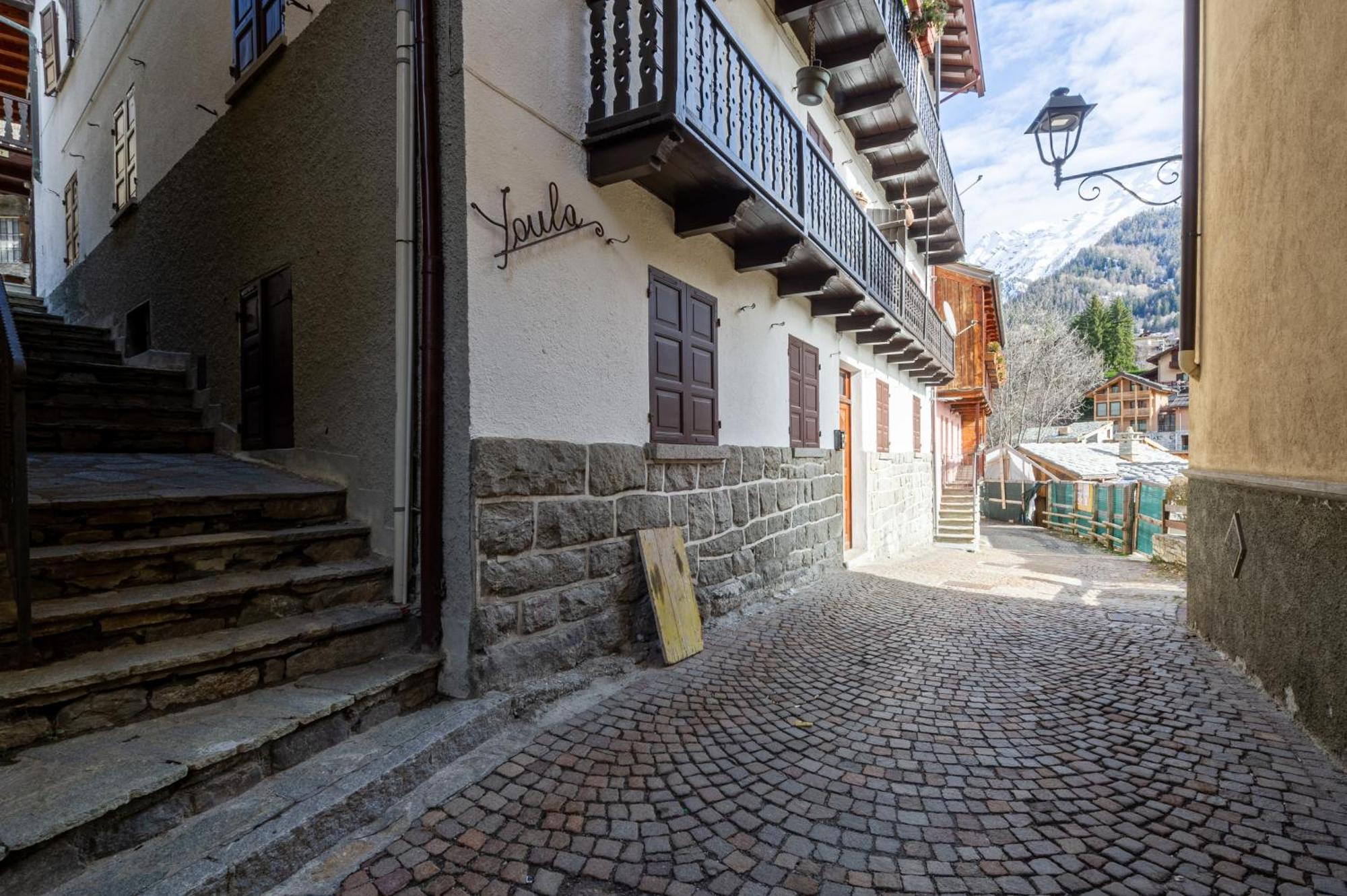 Appartamento La Villette- Comodo E Ben Posizionato - Cour 0220 Courmayeur Zewnętrze zdjęcie